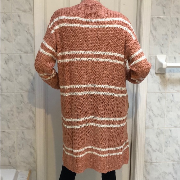 IVORY & SALMON KNIT SWEATER CARDIGAN - Picture 5 of 7